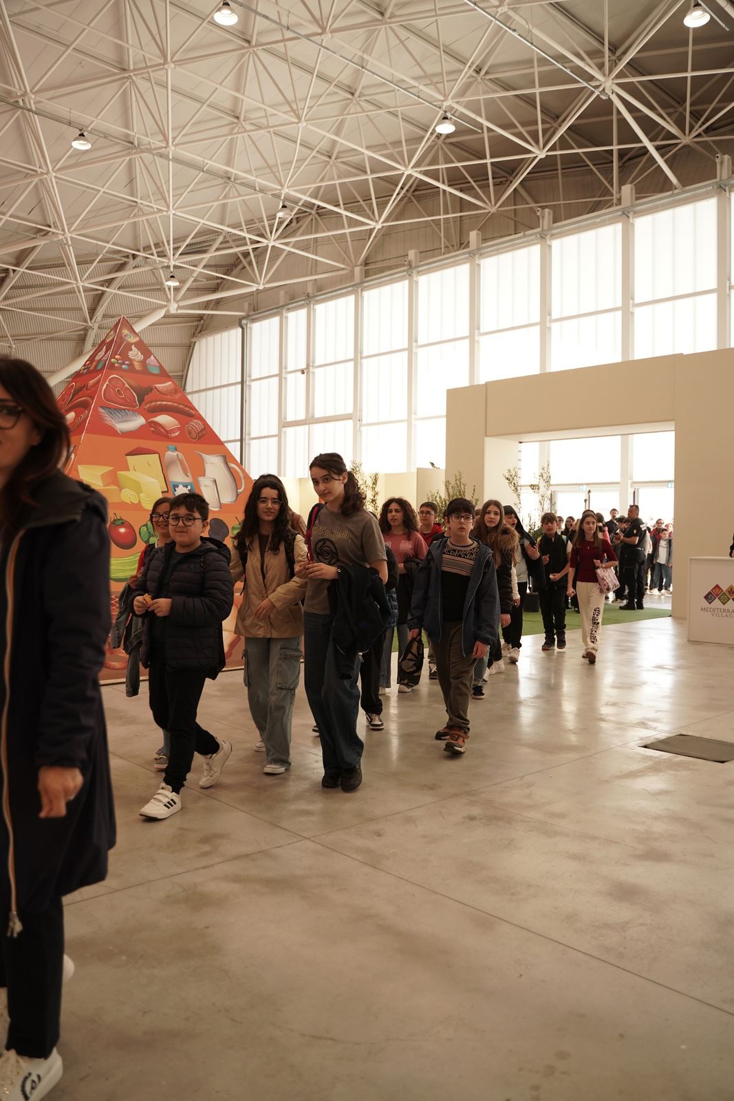 Studenti in visita a Mediterranea Village