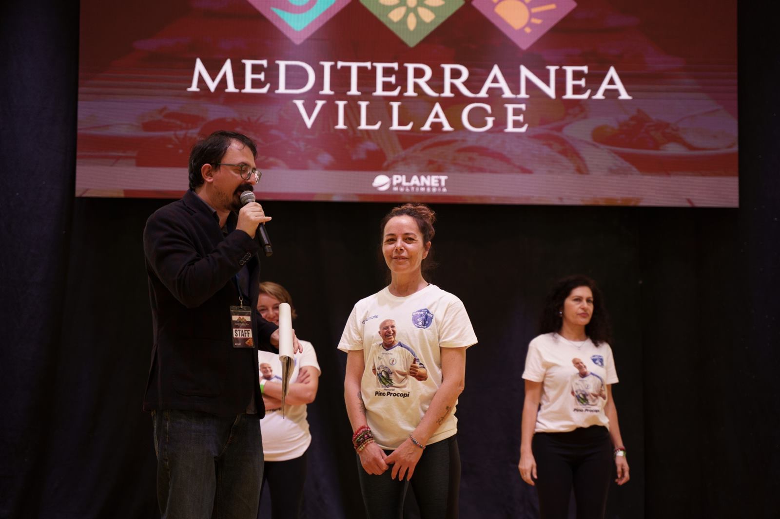 Talk “Non è cibo, è stile di vita” sul palco